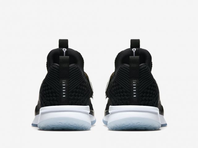 Jordan Trainer 2 Flyknit Black/White - Black - J23